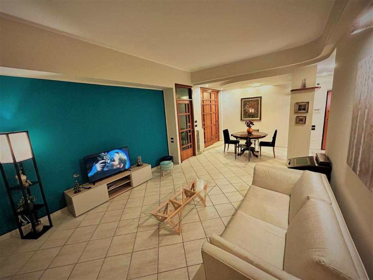 Acquamarina Holiday House Salerno Eksteriør billede